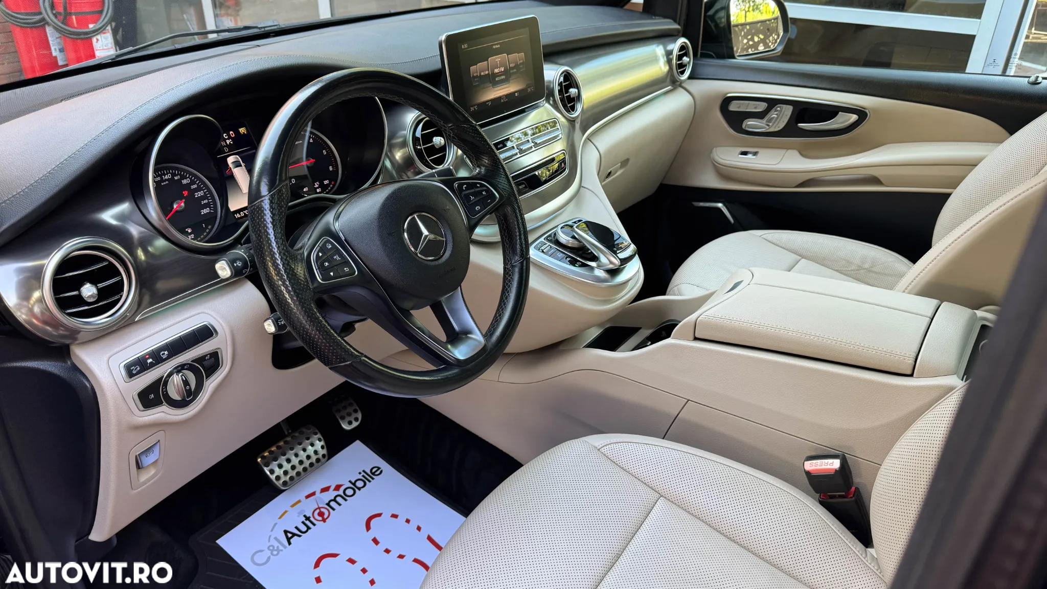 Mercedes-Benz V 250 BlueTEC Aut. Long Avantgarde - 13