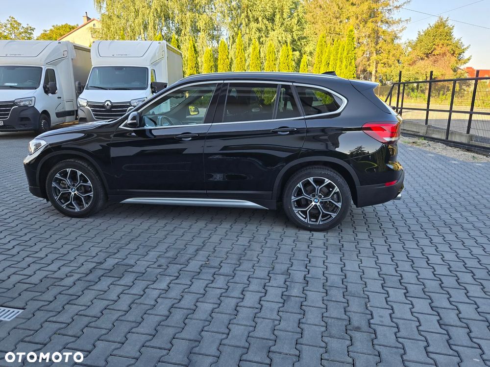 BMW X1 xDrive25i xLine - 9