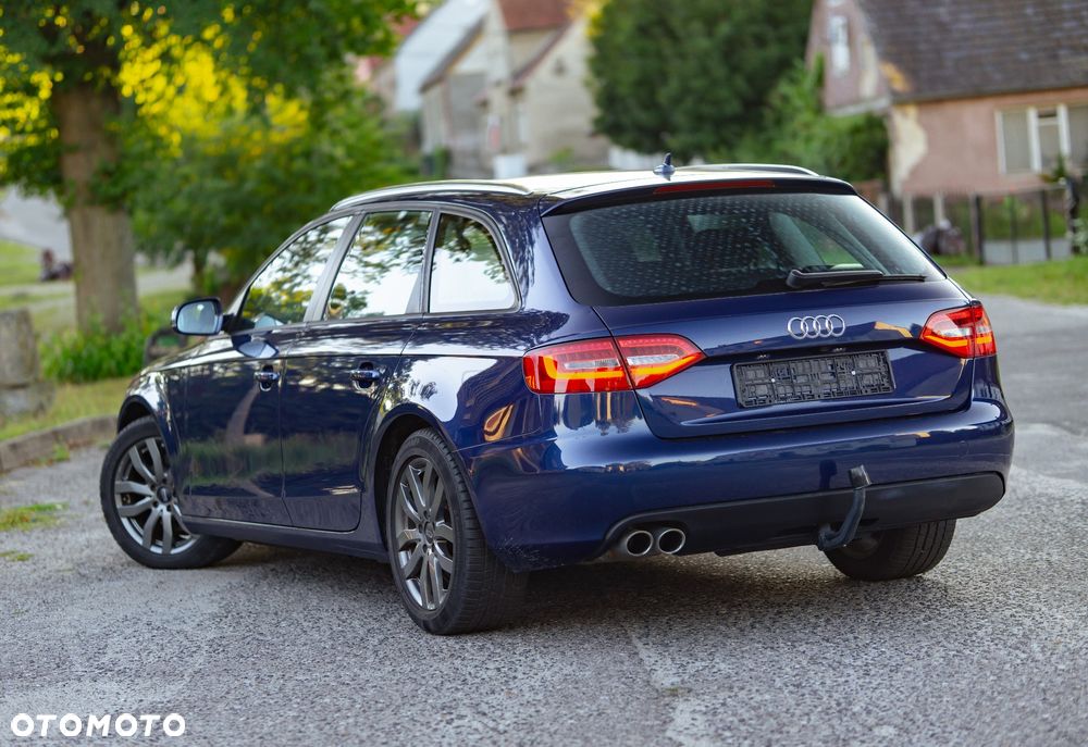 Audi A4 Avant - 13