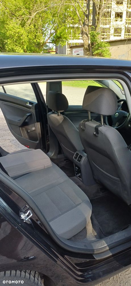 Volkswagen Golf - 14