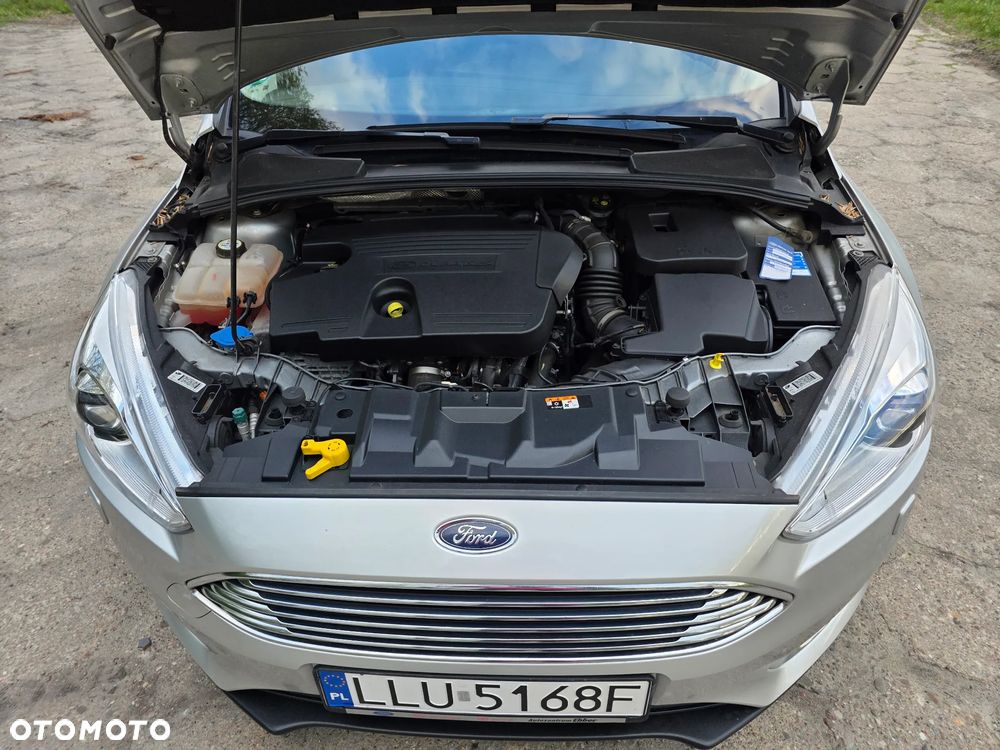 Ford Focus 2.0 TDCi Titanium ASS - 24