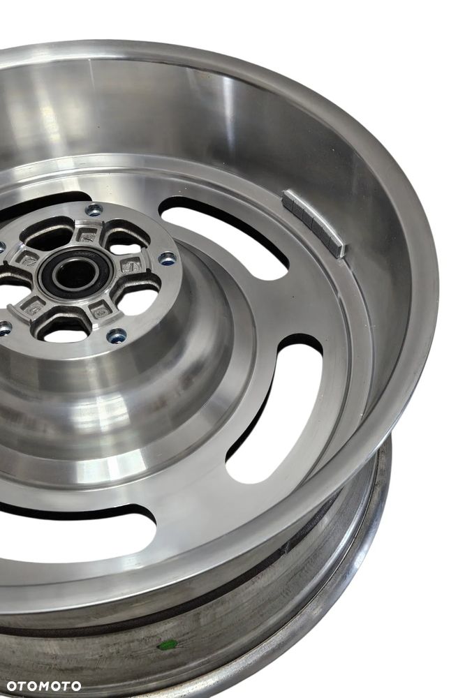 Felga tył 18x8.00 Harley Davidson V Rod 41529-08 - 3