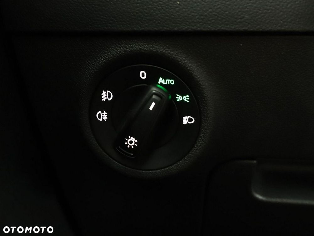 Skoda Karoq 2.0 TDI SCR DSG Clever - 34