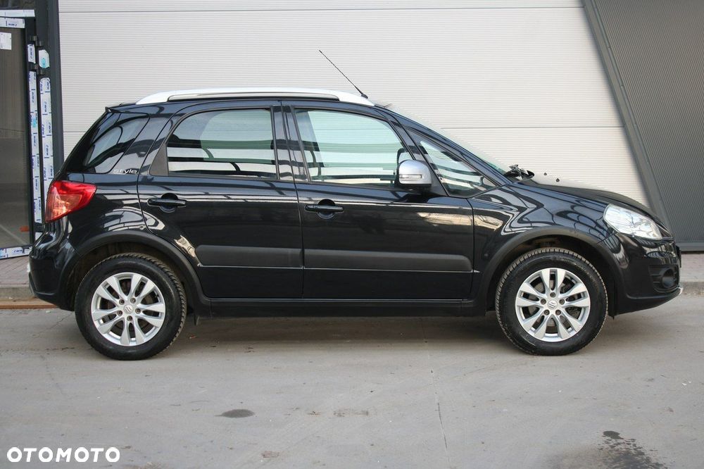 Suzuki SX4 Classic 1.6 VVT 4x4 Style - 4