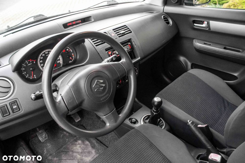 Suzuki Swift 1.3 GLX / Comfort - 13