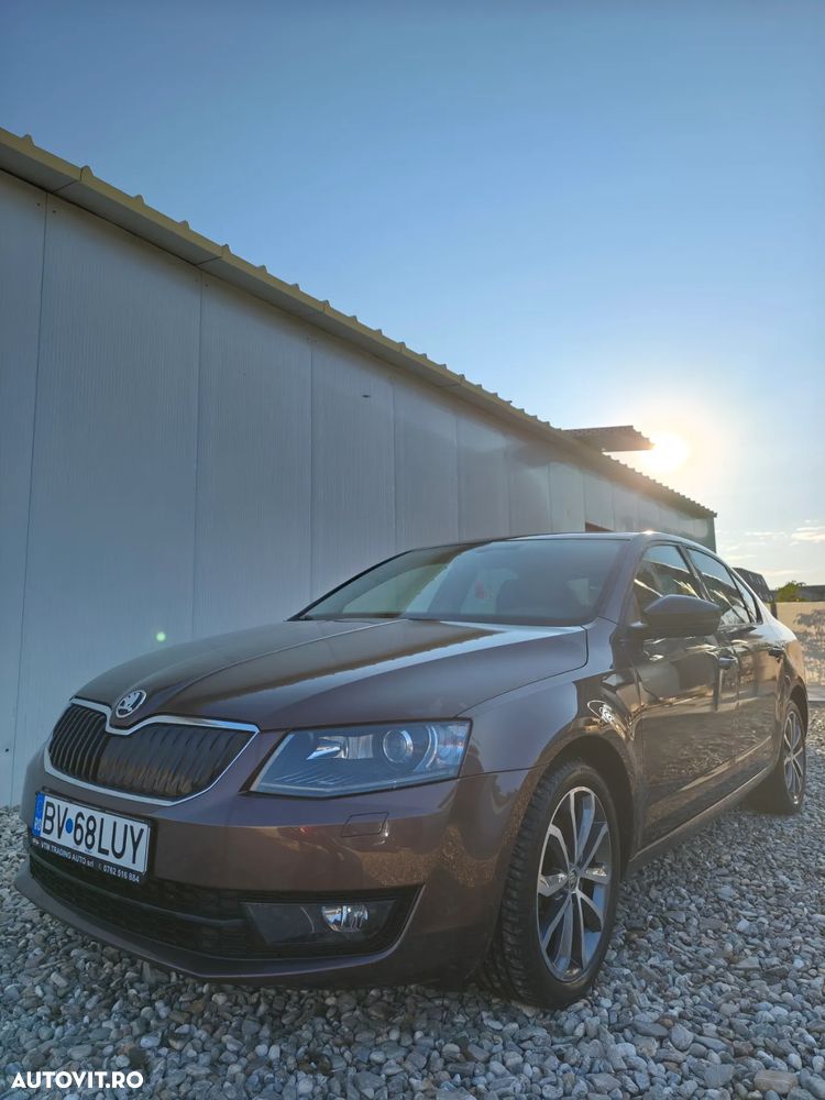 Skoda Octavia 2.0 TDI (Green tec) DSG Ambition - 1