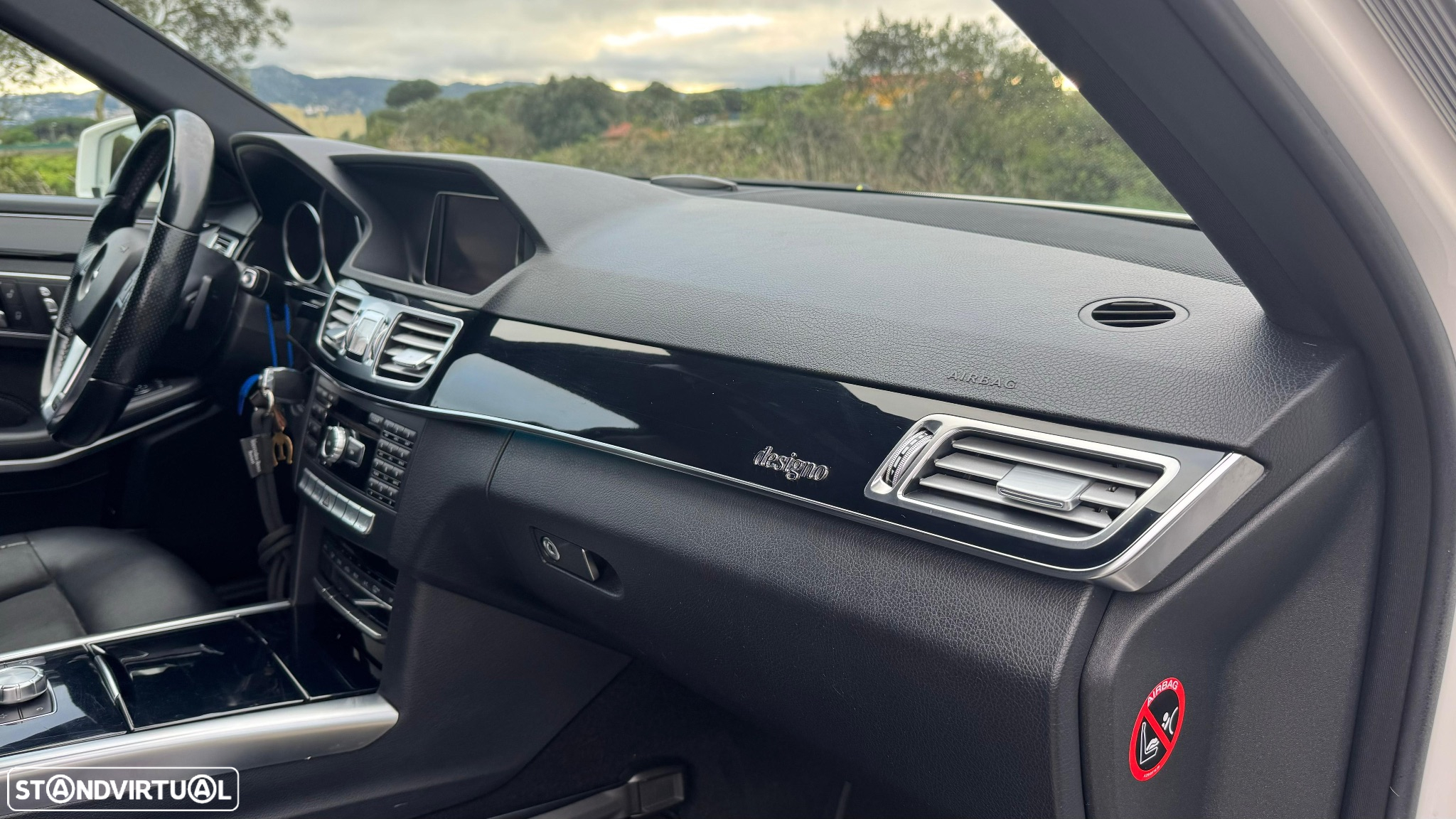 Mercedes-Benz E 300 Bluetec Hybrid Avantgarde - 12