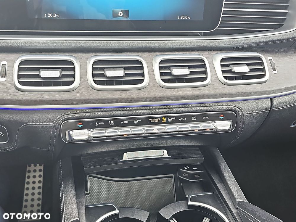 Mercedes-Benz GLE - 22