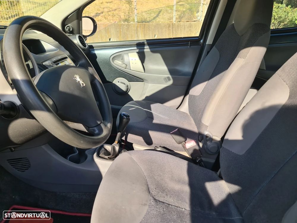 Peugeot 107 1.0 Trendy - 6