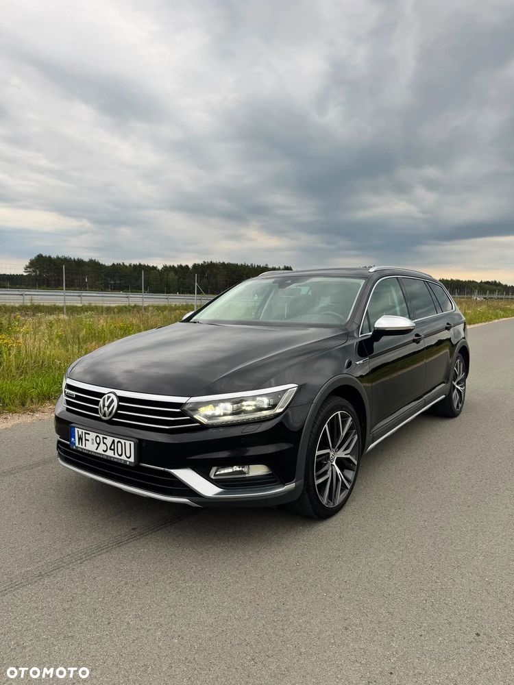 Volkswagen Passat Alltrack - 1