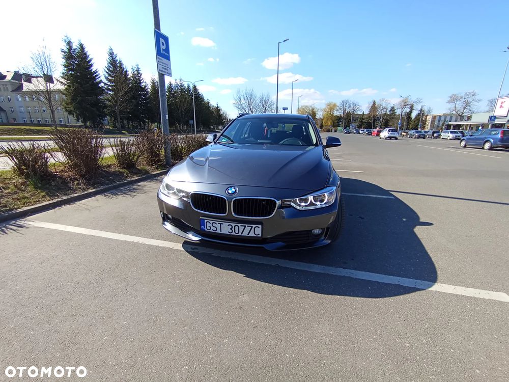 BMW Seria 3 320d DPF - 8