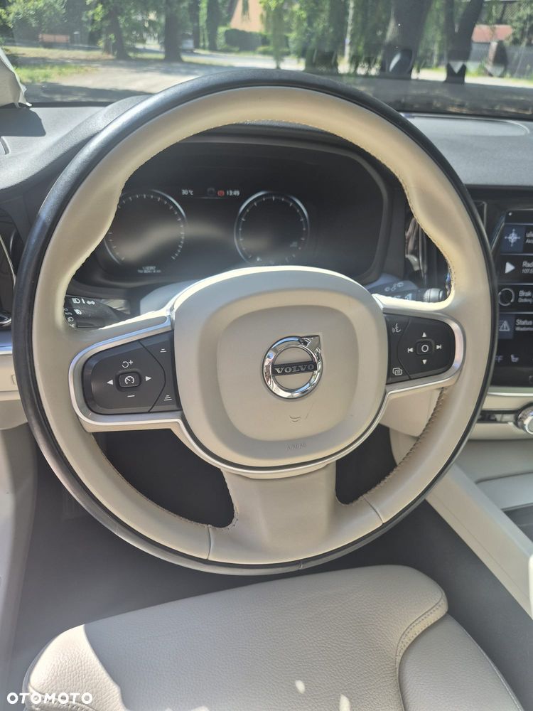 Volvo V60 B4 B Momentum Pro - 2