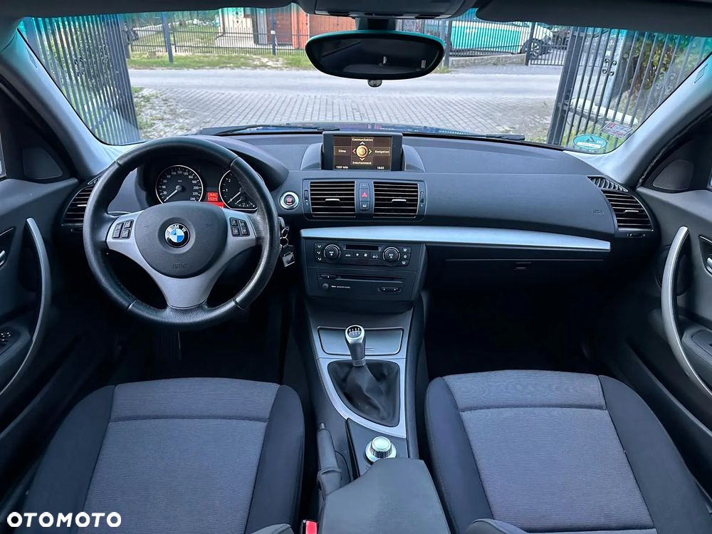 BMW Seria 1 116i - 17