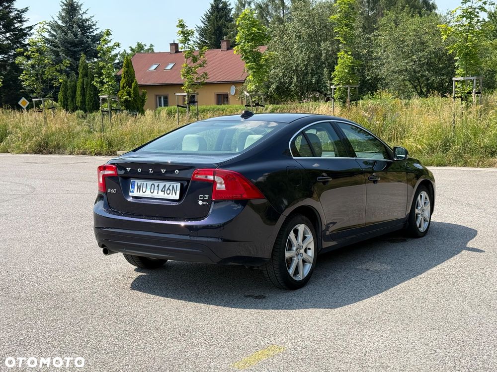 Volvo S60 D3 Drive-E Summum - 9