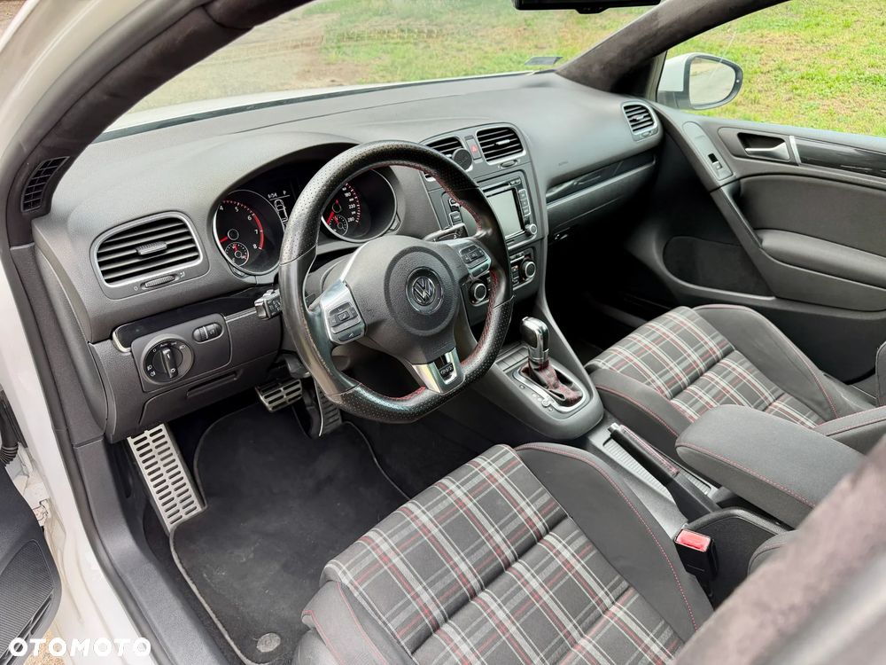 Volkswagen Golf 2.0 TSI GTI DSG - 16