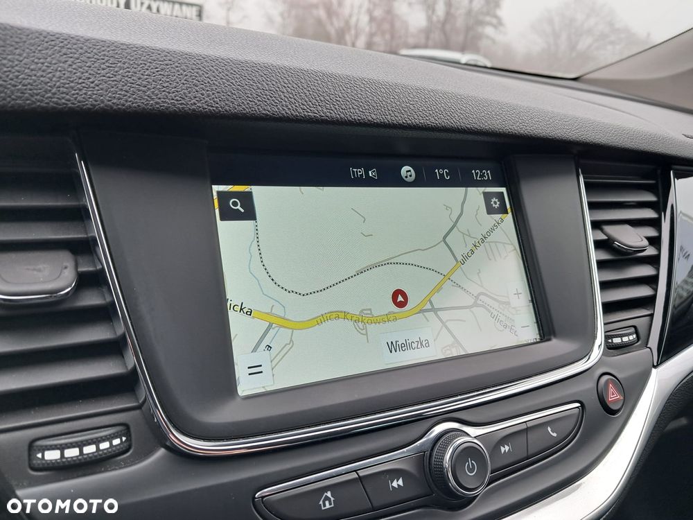 Opel Astra 1.2 T Elegance S&S - 12