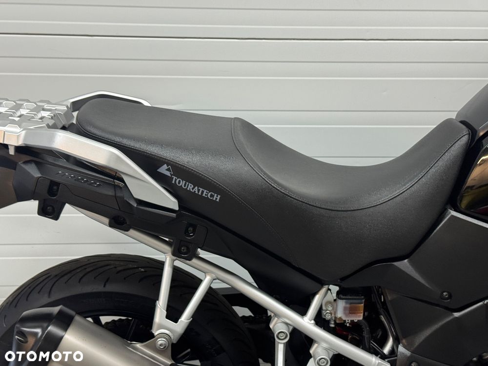 Suzuki V-STROM - 8