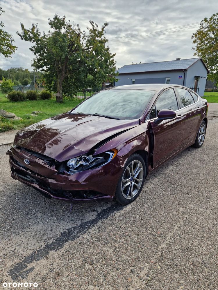 Ford Fusion - 2