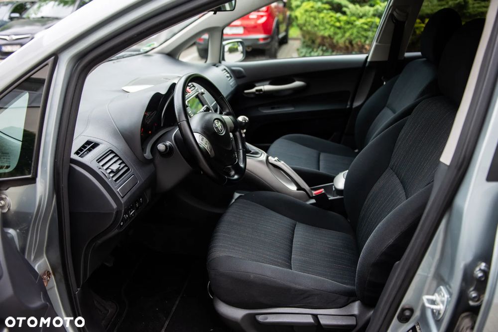 Toyota Auris 1.33 VVT-i Premium - 15