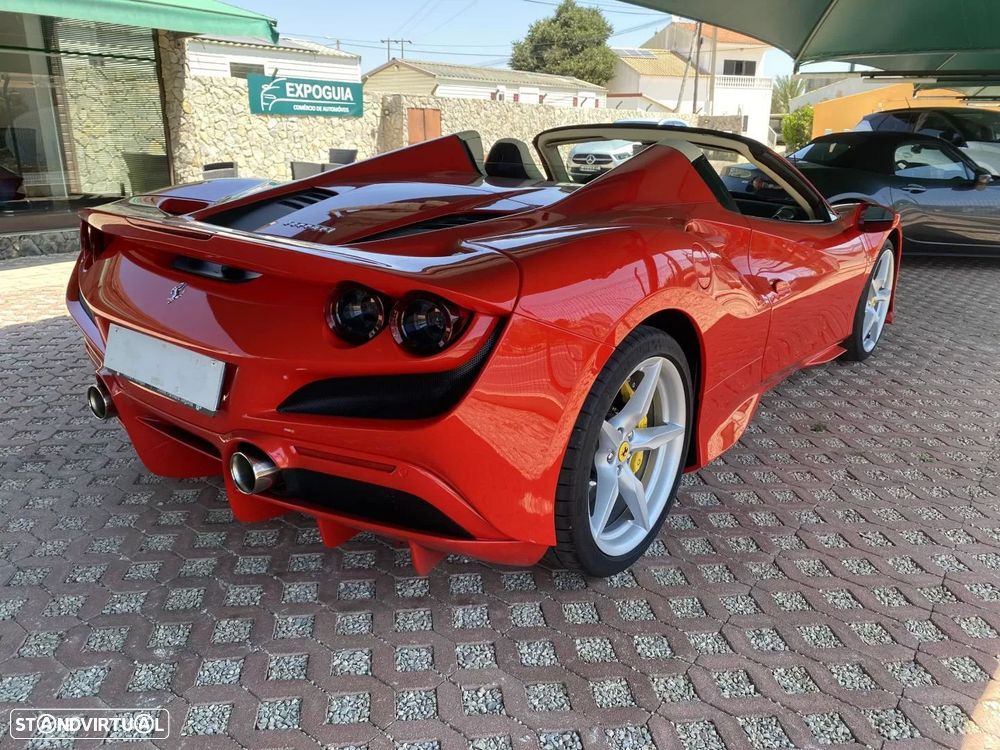 Ferrari F8 Tributo Spider - 40