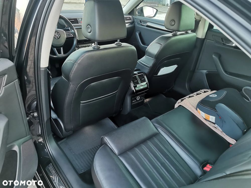 Skoda Superb 1.8 TSI L&K DSG - 12