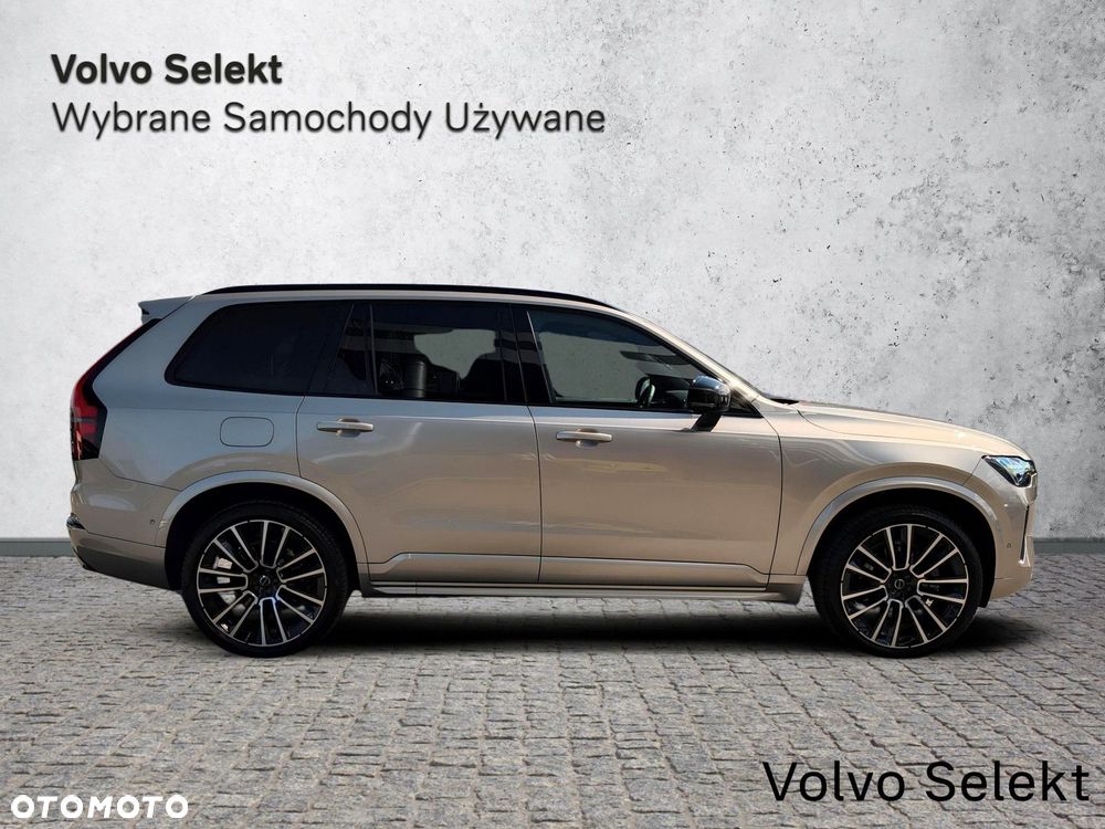 Volvo XC 90 - 7