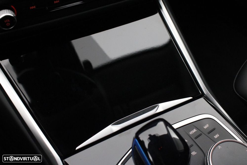 BMW i4 eDrive40 - 30