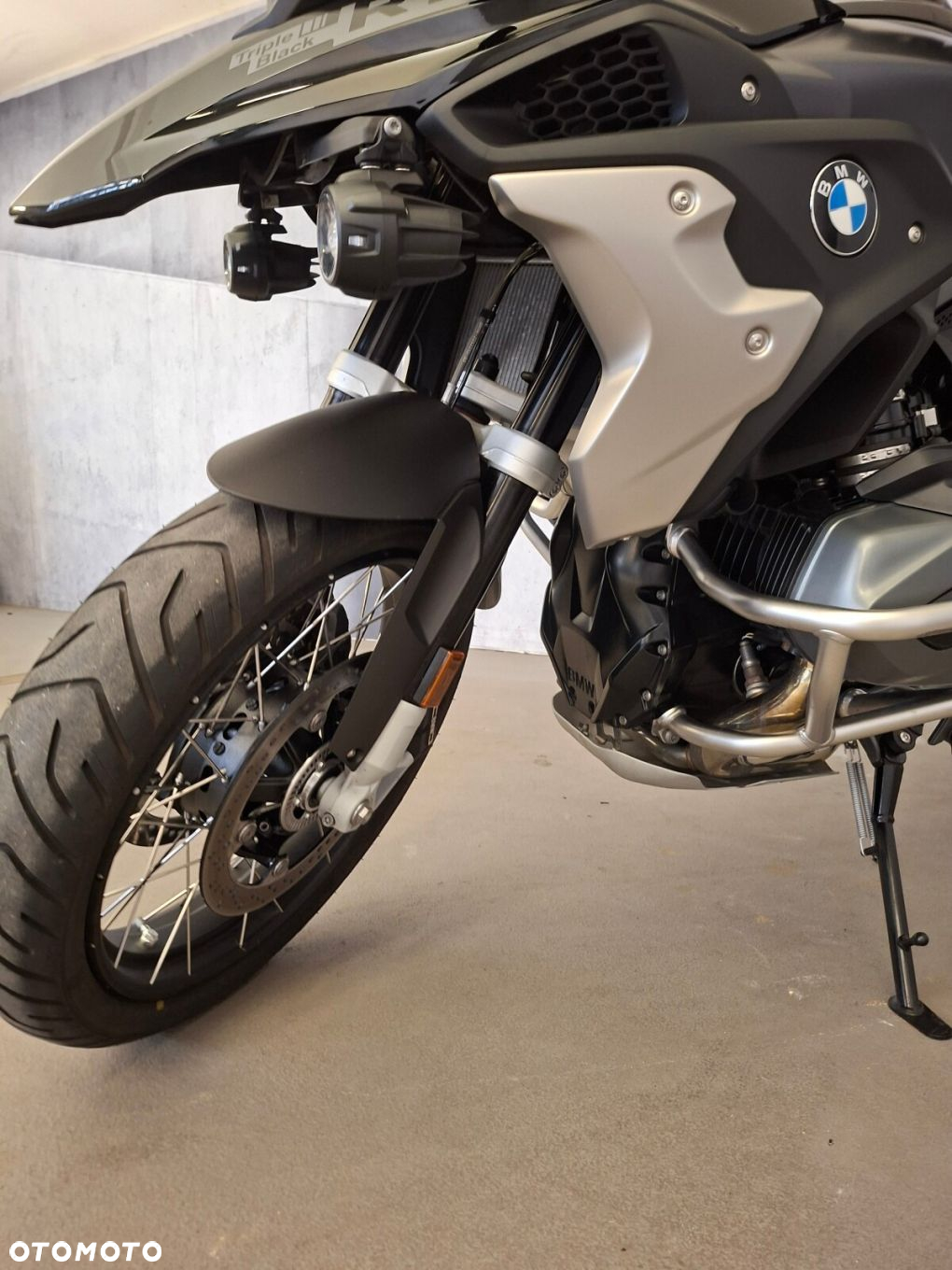 BMW R - 9