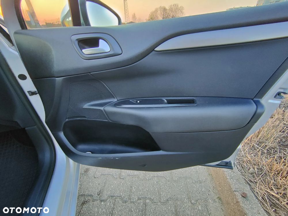 Citroën C4 1.6 VTi Seduction - 21