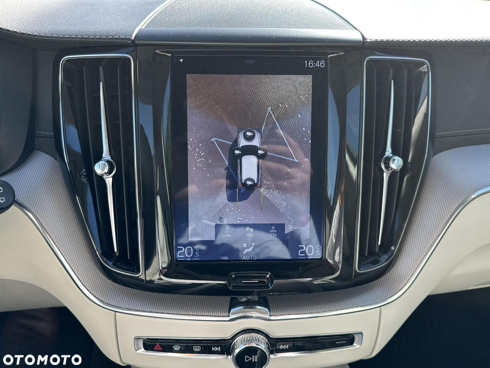 Volvo XC 60 - 20