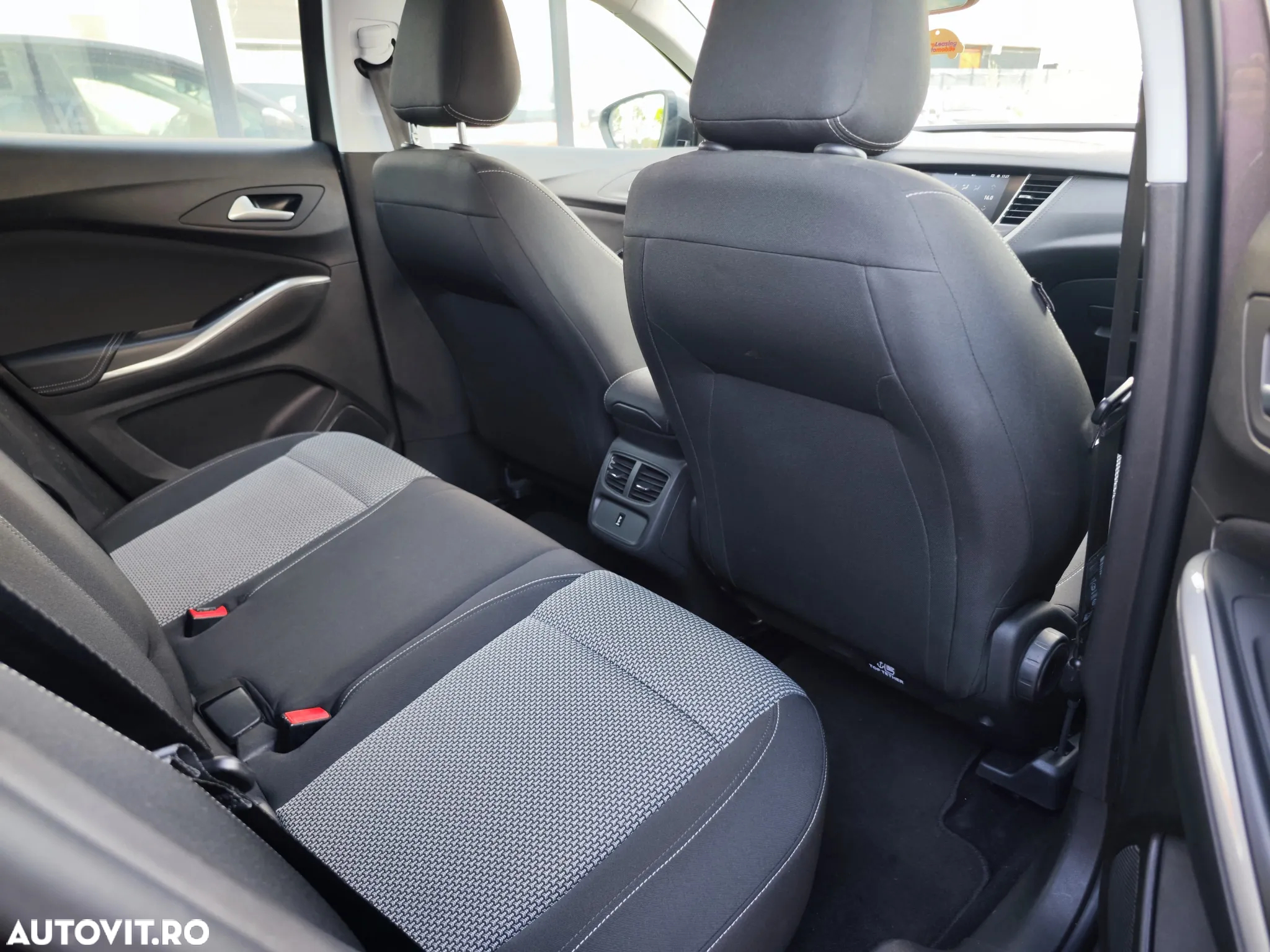 Opel Grandland X 1.5 START/STOP AT8 Business Edition - 13
