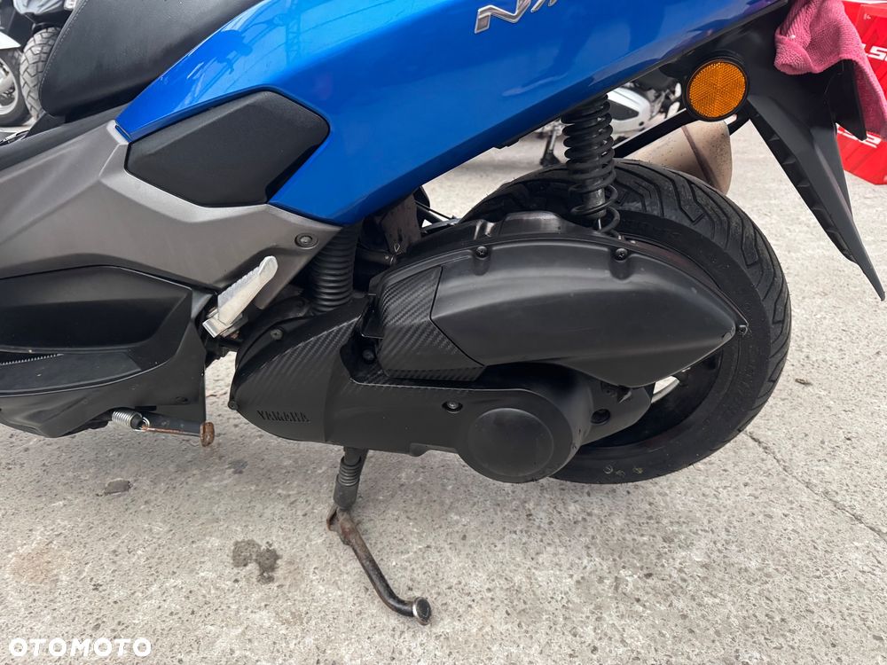 Yamaha NMAX - 19
