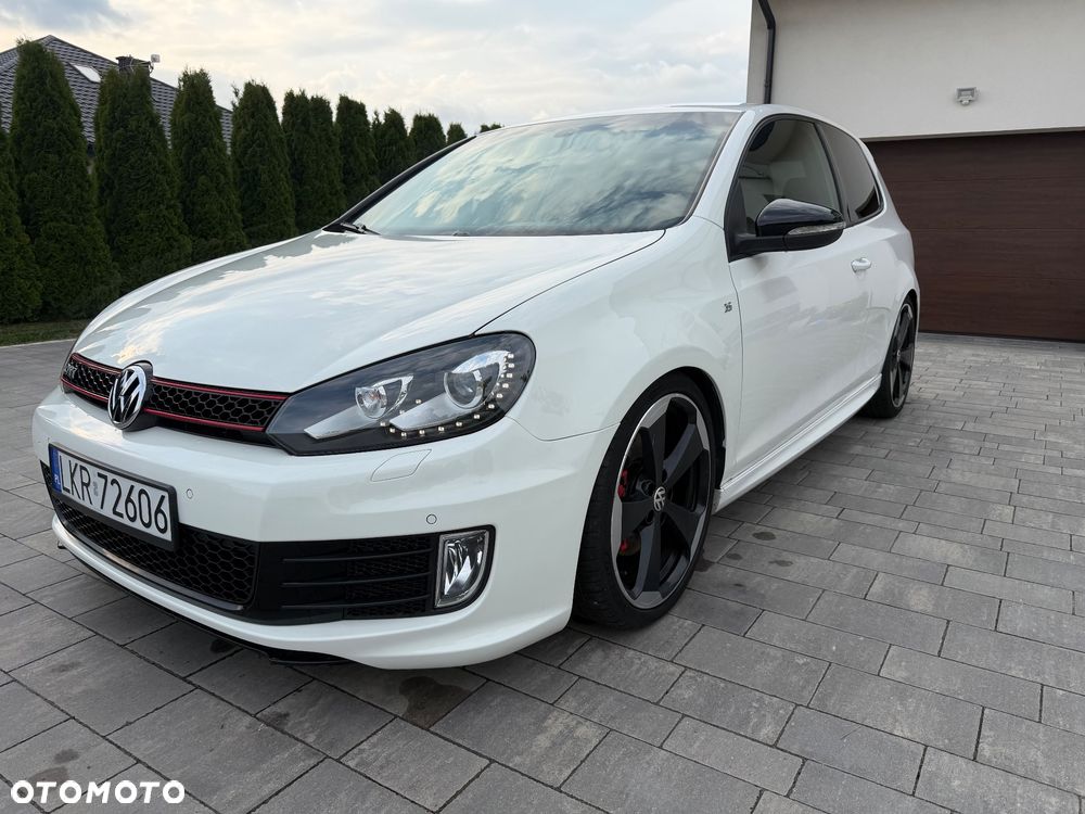 Volkswagen Golf 2.0 GTI DSG Edition 35 - 3