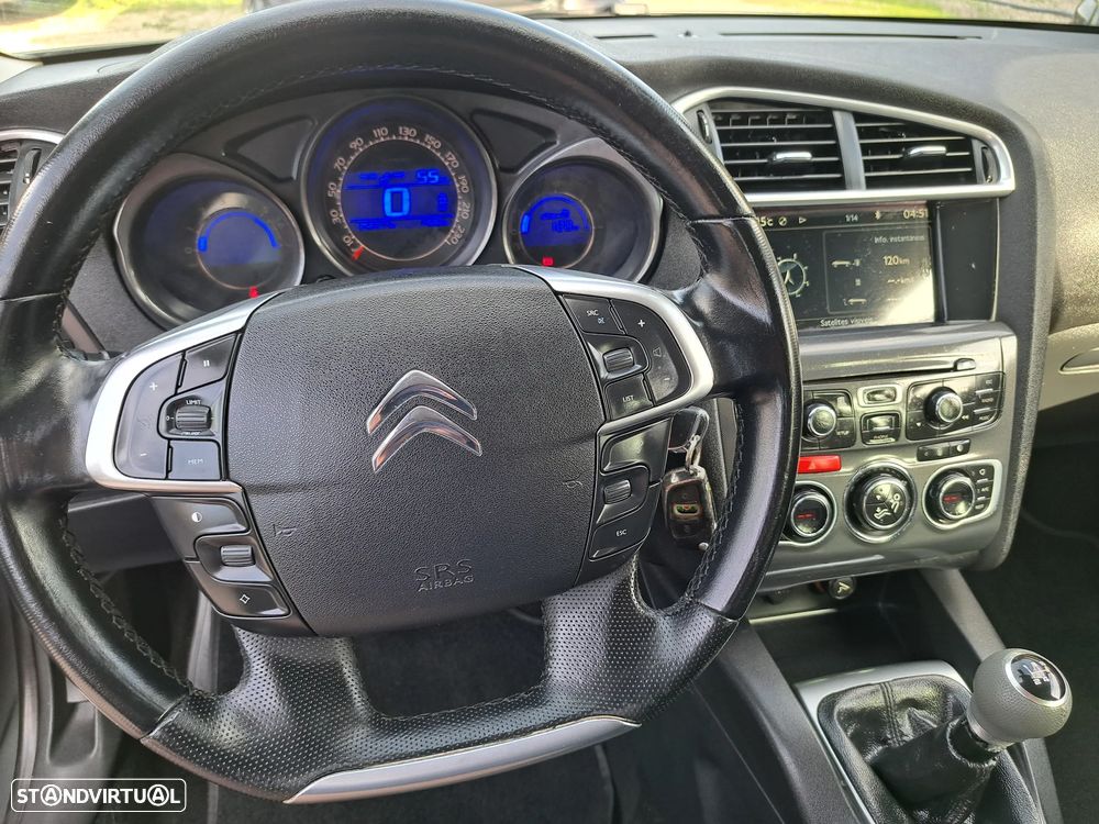 Citroën C4 HDi 90 Selection - 11
