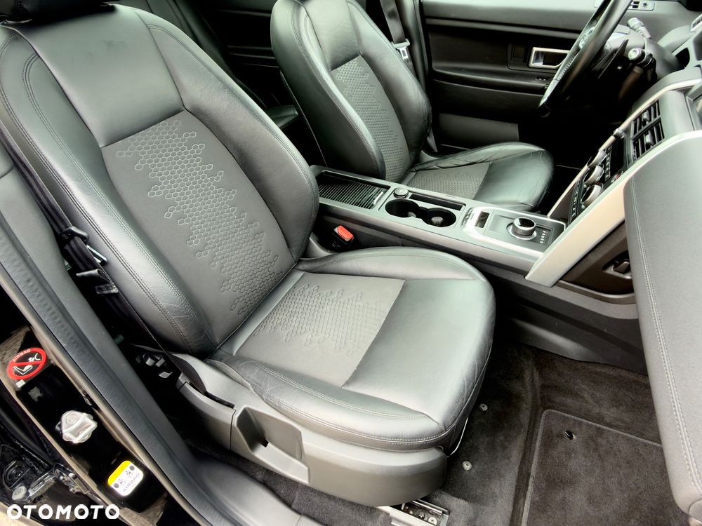 Land Rover Discovery Sport 2.0 Si4 HSE Luxury - 24