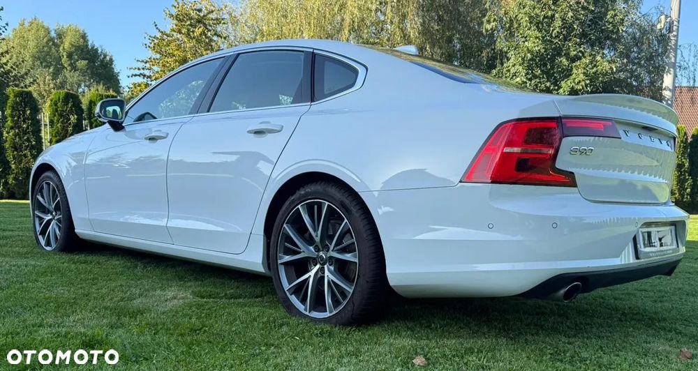 Volvo S90 T5 R-Design - 3