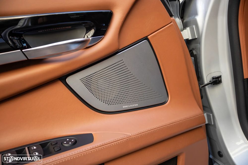 BMW 750 Li xDrive Pack M — fotografia 8
