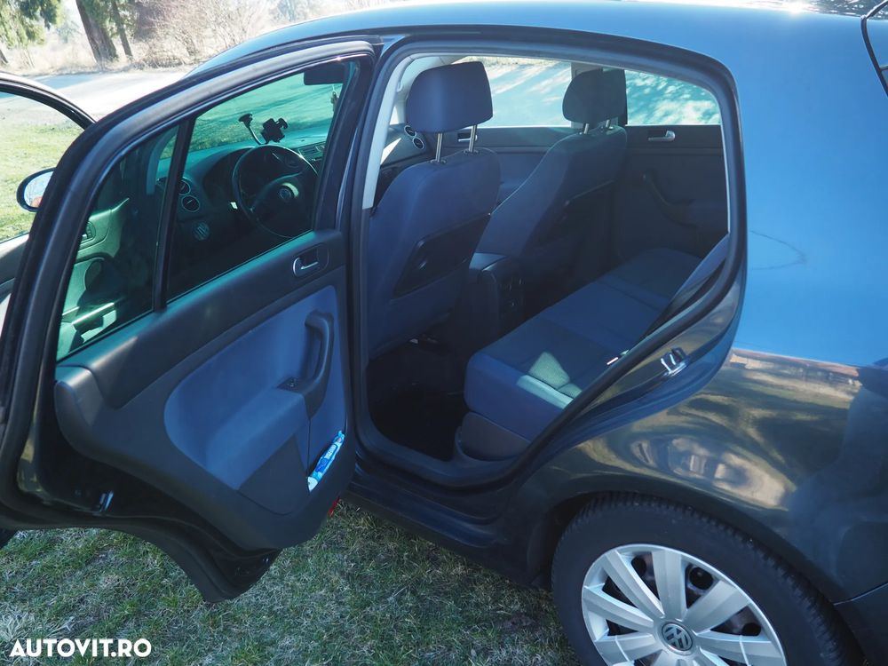 Volkswagen Golf Plus - 23