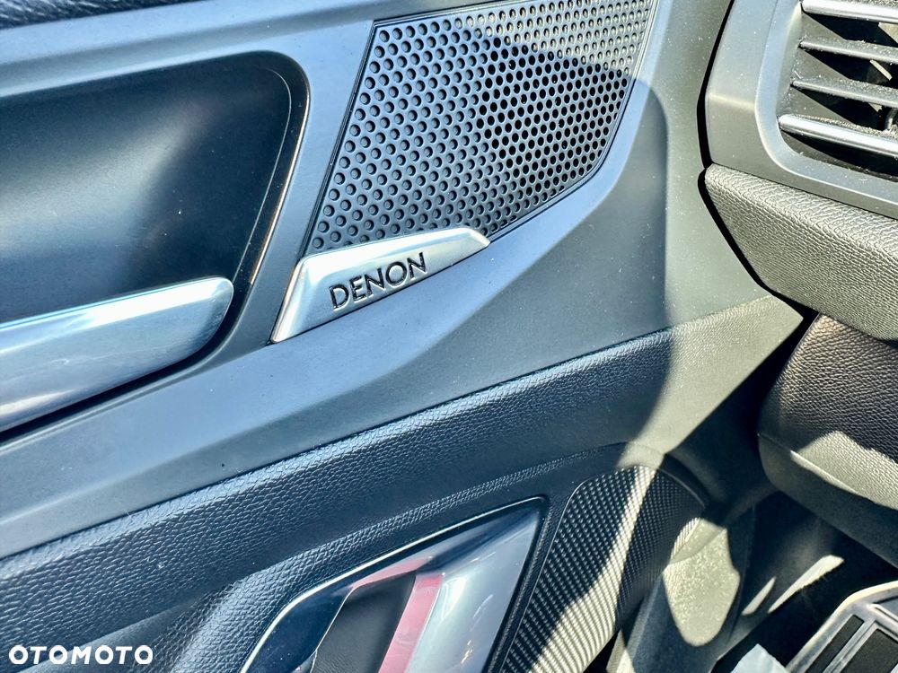 Peugeot 308 1.6 e-THP GTi by Sport S&S - 28