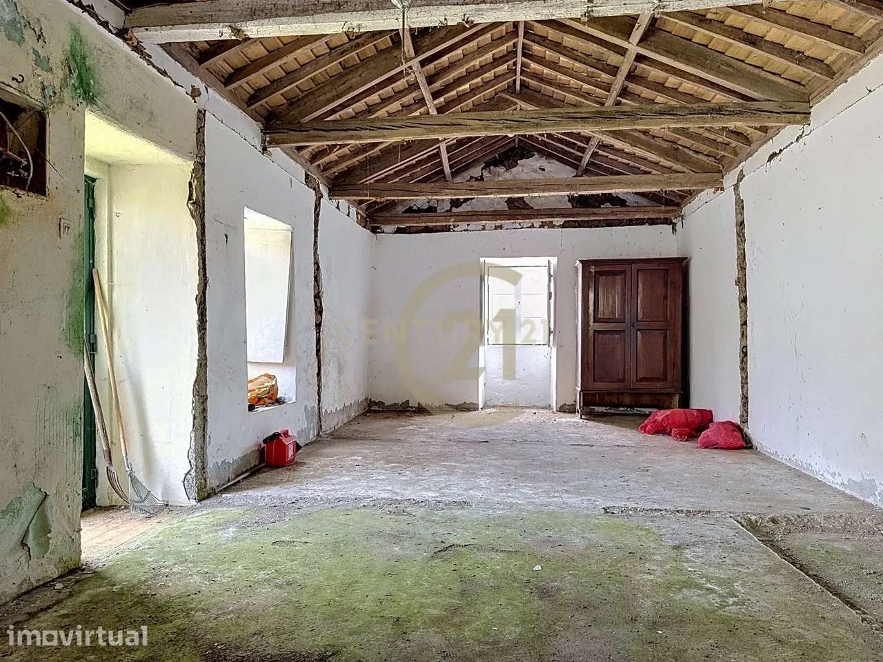 Moradia para recuperação nas Doze Ribeiras, Angra do Heroísmo - Grande imagem: 5/9