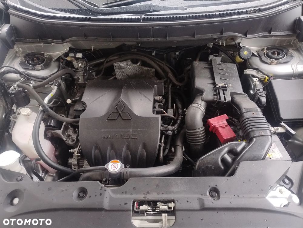 Mitsubishi ASX 1.6 Intense - 15