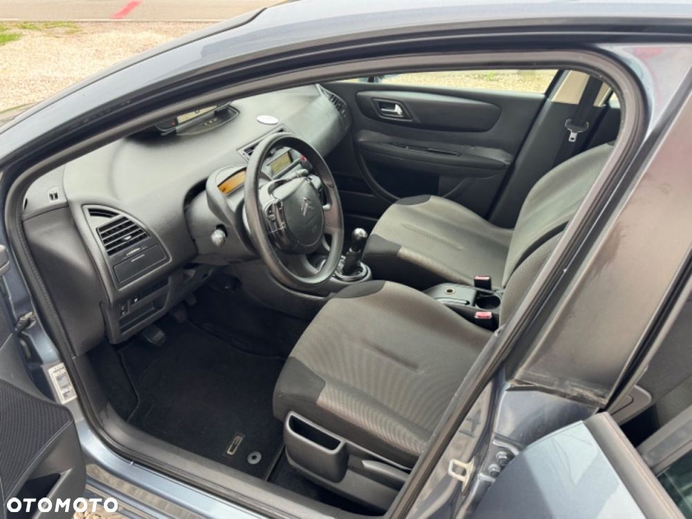 Citroën C4 - 11