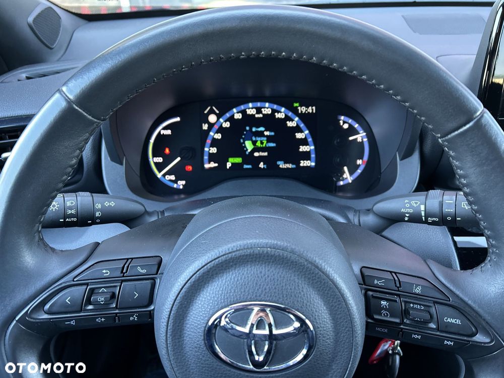 Toyota Yaris Cross Hybrid 1.5 Comfort - 11