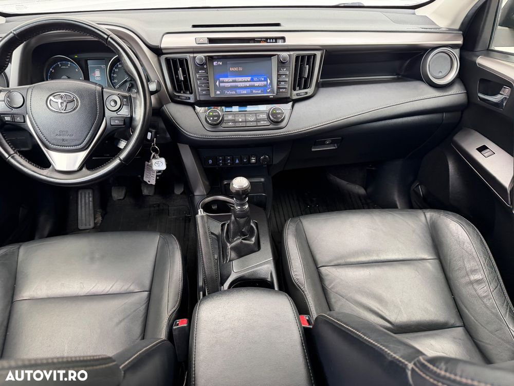 Toyota RAV4 2.0 D-4D 4x2 Start-Stop Edition - 12