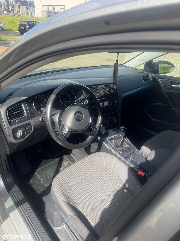 Volkswagen Golf 1.0 TSI BMT Comfortline - 3