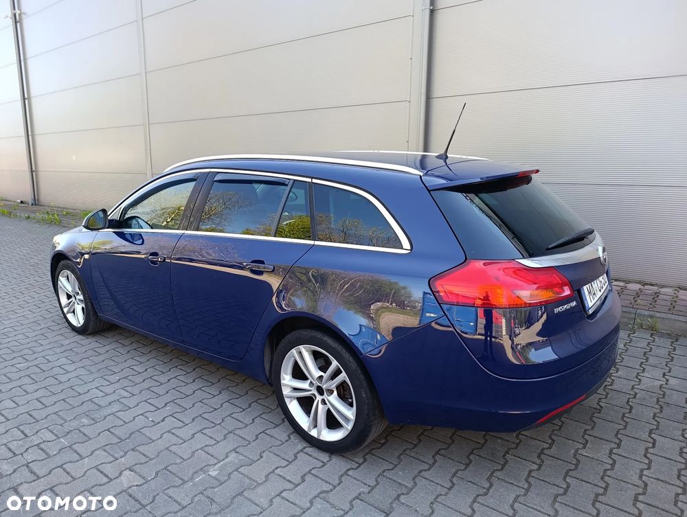Opel Insignia 1.8 Sport - 9