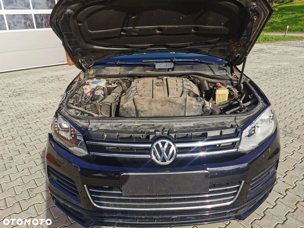 Volkswagen Touareg 3.0 V6 TDI BMT R-Style - 27