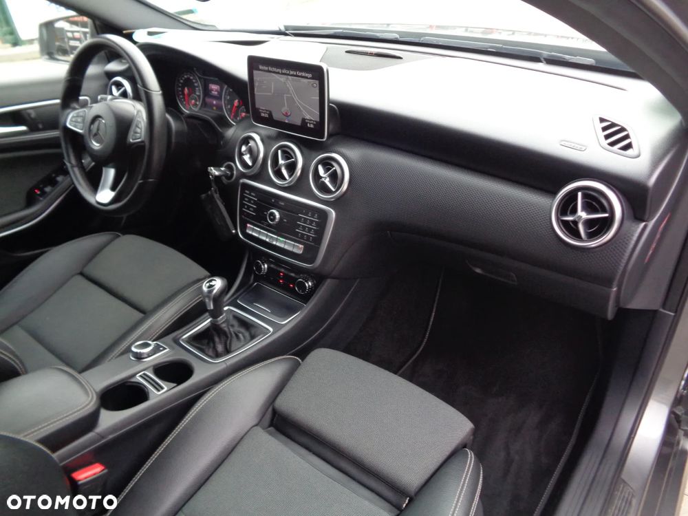 Mercedes-Benz Klasa A 180 Peak Edition - 20