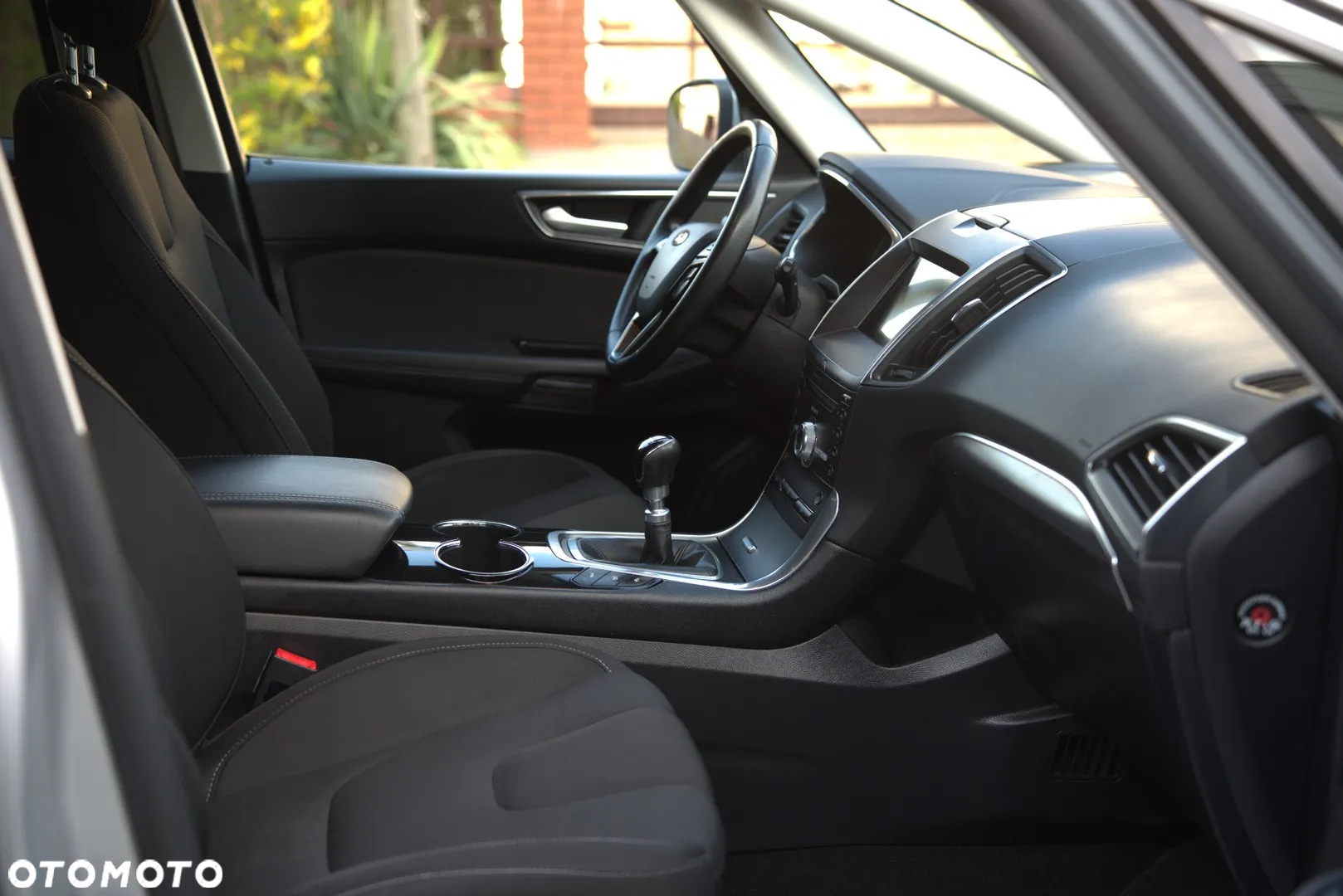 Ford S-Max - 10