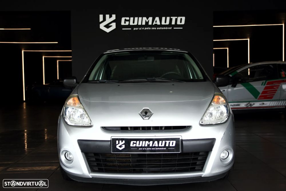 Renault Clio - 1